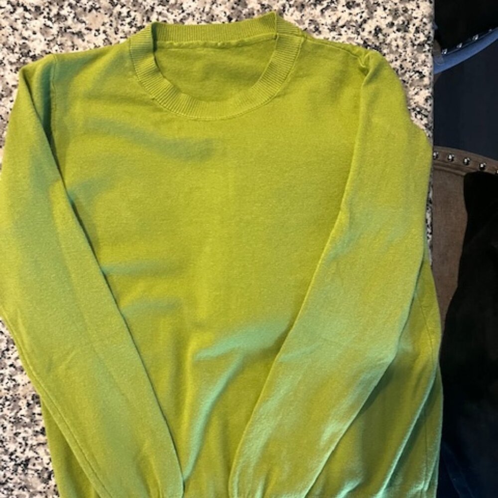 Women's  Lime Green Crew Neck  Sweater Size M